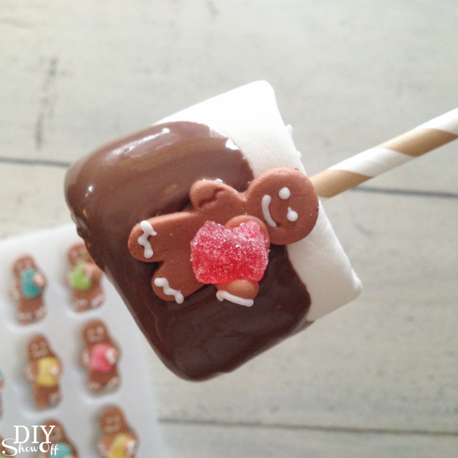 hand dipped marshmallow treats @diyshowoff #christmas