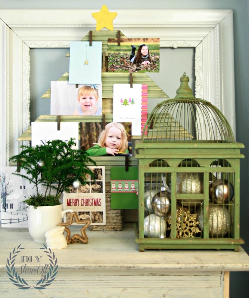 DIY Christmas Card Display/HolderDIY Show Off ™ DIY Decorating and