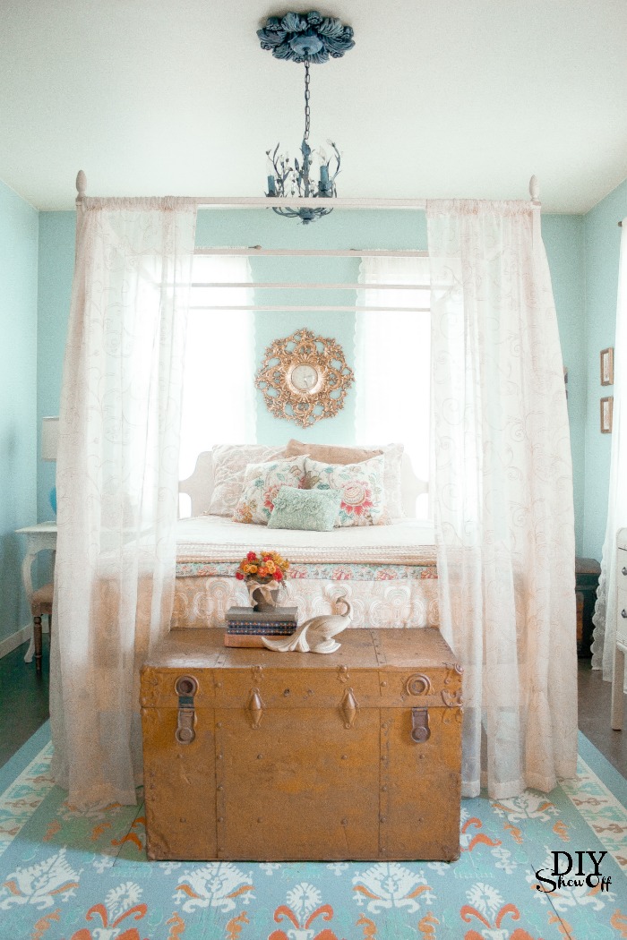 blue orange and gold eclectic guest bedroom at diyshowoff.com