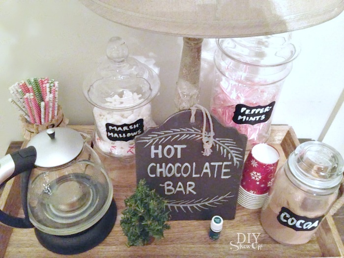 Ideas for Hosting an Essential Oils Holiday Open House @diyishowoff