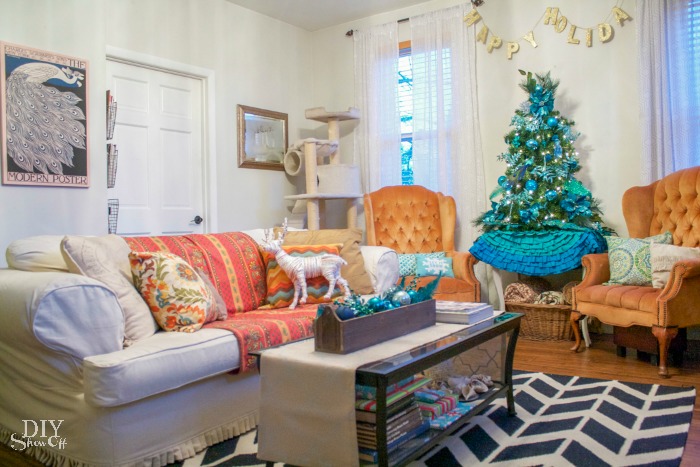 eclectic Christmas family room @diyshowoff #BSHT - DIY Show Off ™ - DIY ...