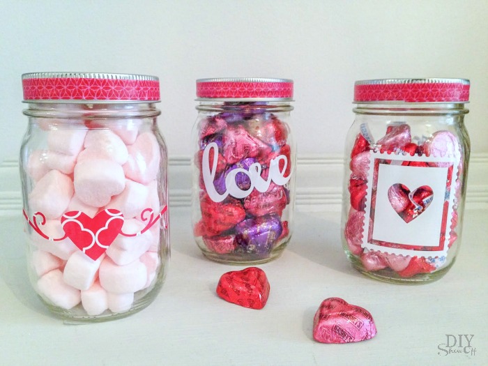 Valentine mason jars @diyshowoff