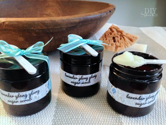DIY skin nourishing lavender & ylang ylang essential oil infused sugar scrub for maintaining healthy skin @diyshowoff