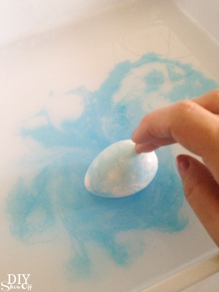 marbled craft egg tutorial