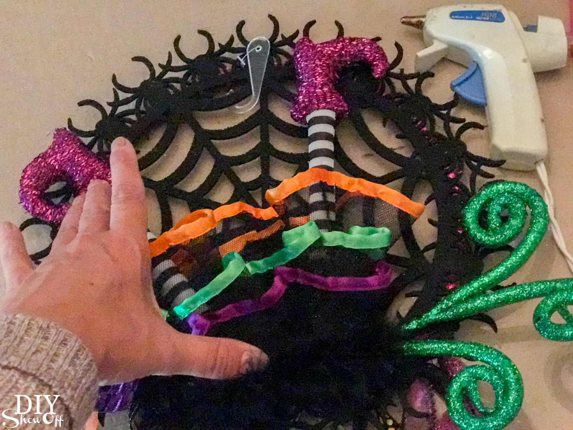 DIY Halloween witch dreamcatcher tutorial tea party @diyshowoff #madewithmichaels