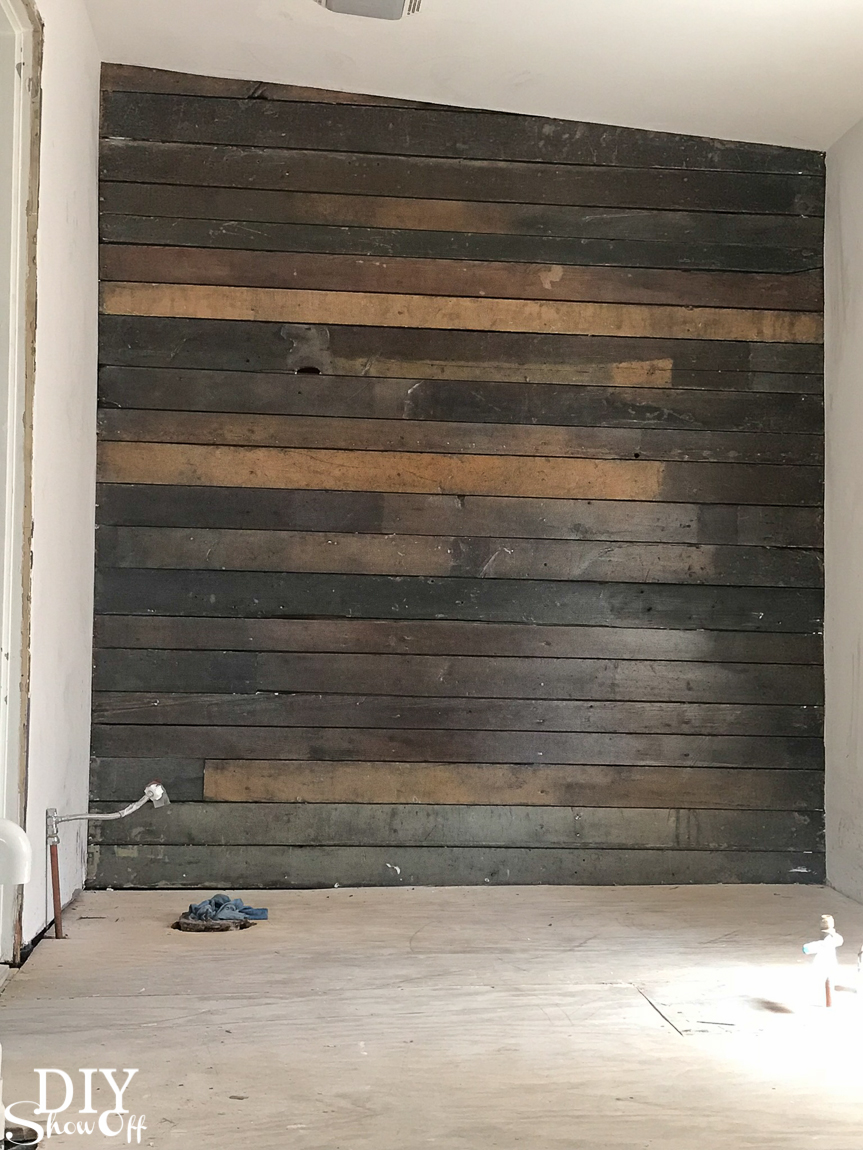 Sealing a wood plank shiplap wall with shellac #helloredreno @diyshowoff #ad